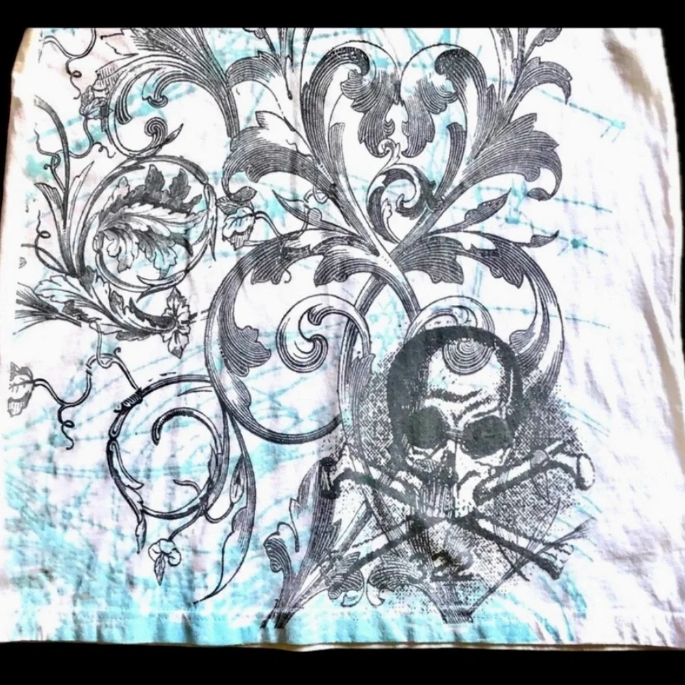 Y2K INC mens Graphic printed V-neck short sleeve tee